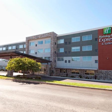 Holiday Inn Express & Suites Johnstown, An Ihg Hotel Экстерьер фото