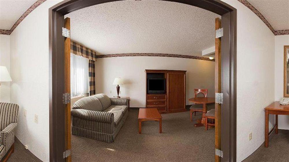 Holiday Inn Express & Suites Johnstown By Ihg Экстерьер фото
