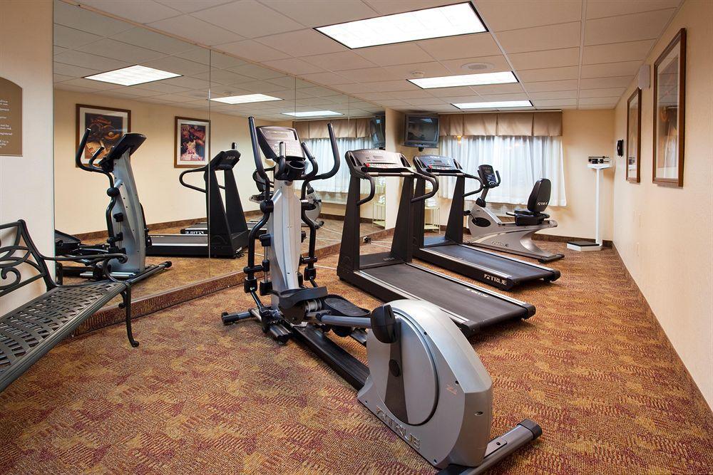 Holiday Inn Express & Suites Johnstown By Ihg Экстерьер фото