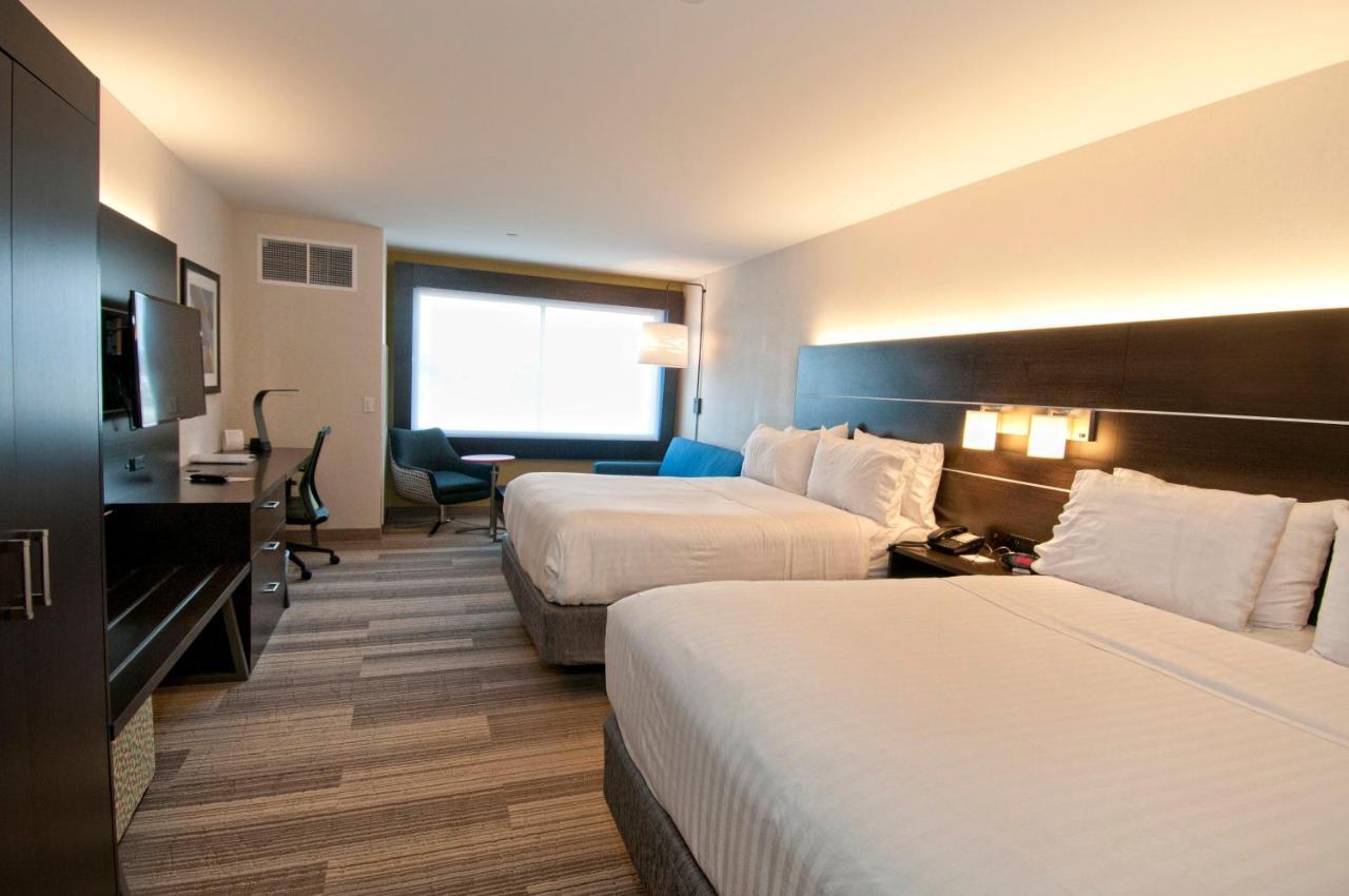 Holiday Inn Express & Suites Johnstown By Ihg Экстерьер фото