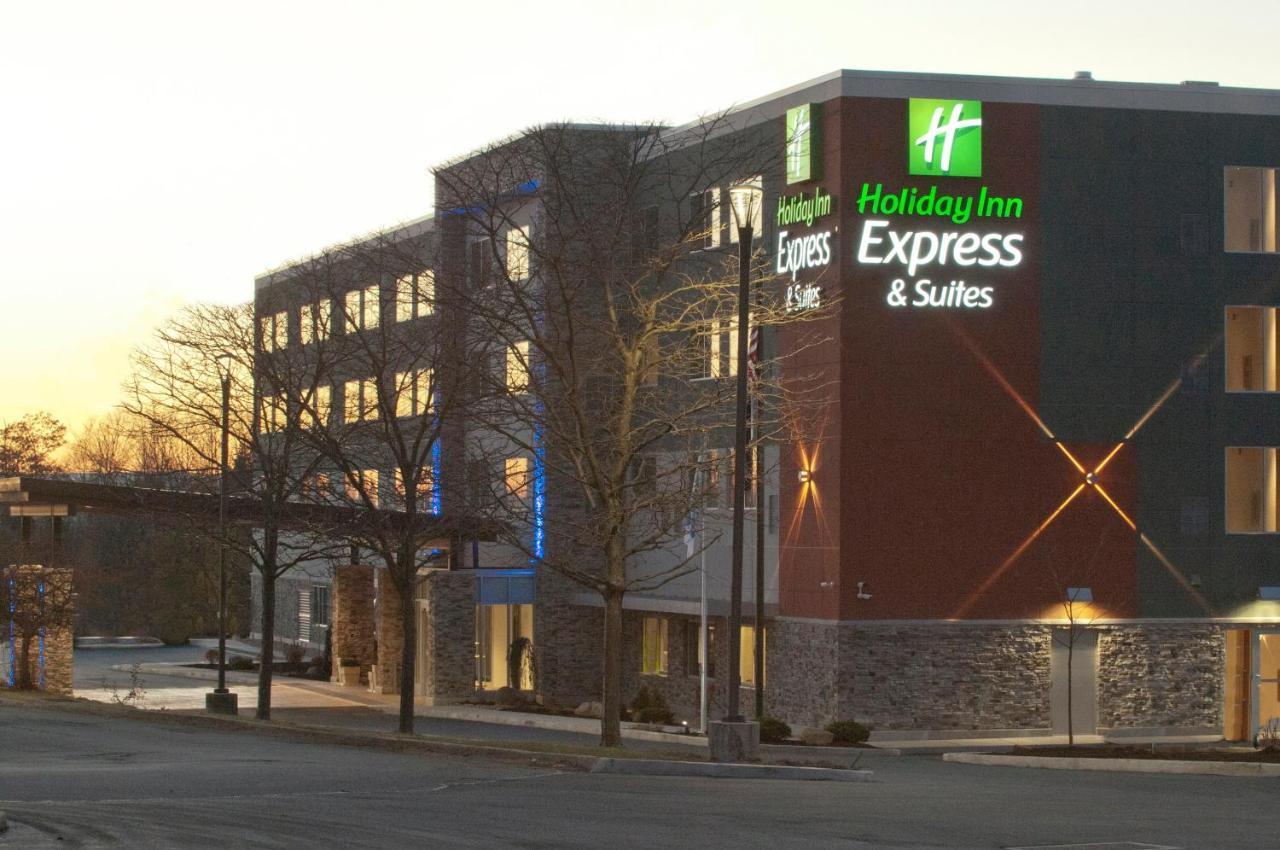 Holiday Inn Express & Suites Johnstown By Ihg Экстерьер фото